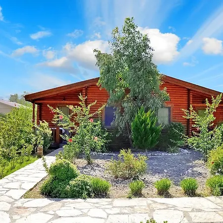 Hayitbuku Ahsapevleri בית הארחה